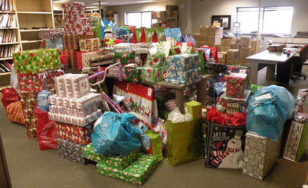 12-15-15_InNews_CollectedGifts 12-15-15_InNews_CollectedGifts