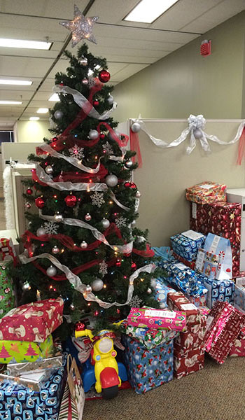 12-15-15_InNews_CollectedGiftsChase 12-15-15_InNews_CollectedGiftsChase